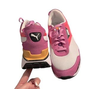 Women’s Puma Sneakers